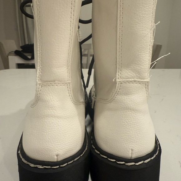 NWT White Combat Boots Lace Up Lug Sole Size 9.5 Sincerely Jules Harley - Picture 2 of 9